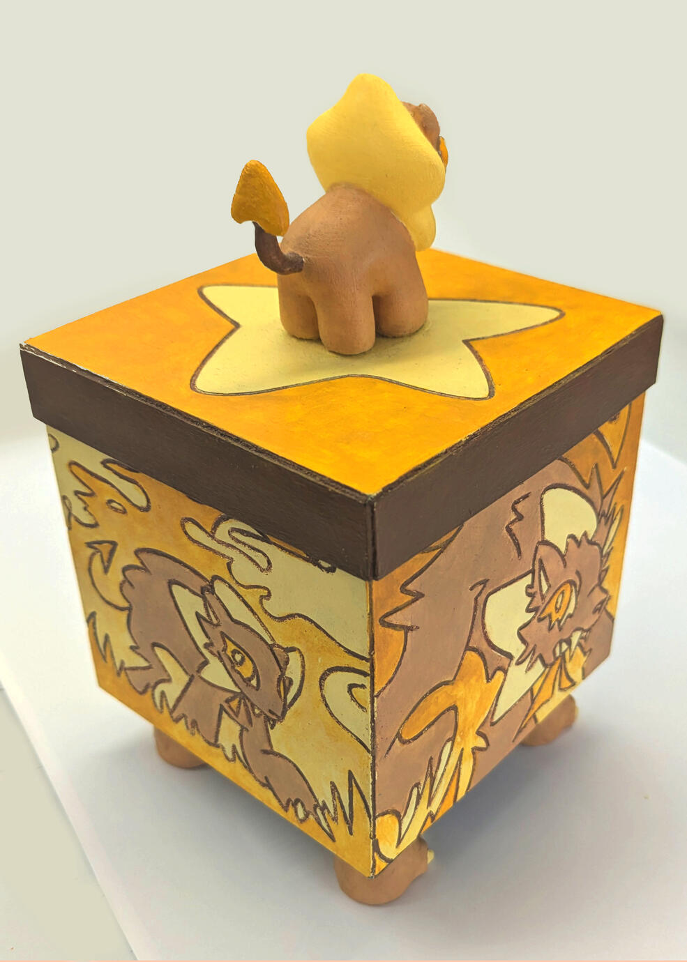 Lion Box Back